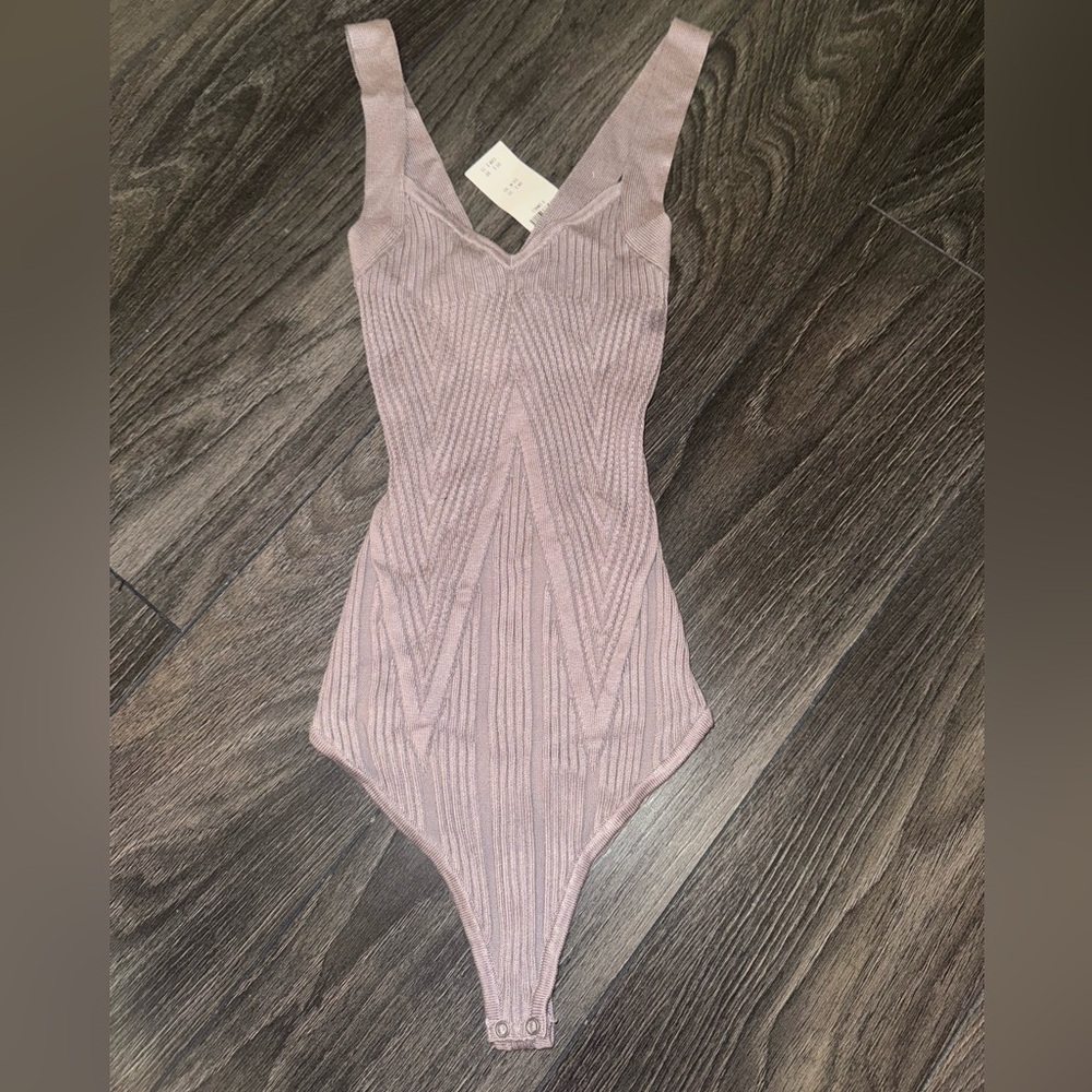NEW W/ TAGS Abercrombie & Fitch Purple Sleeveless Ribbed Fitted Knit Bodysuit